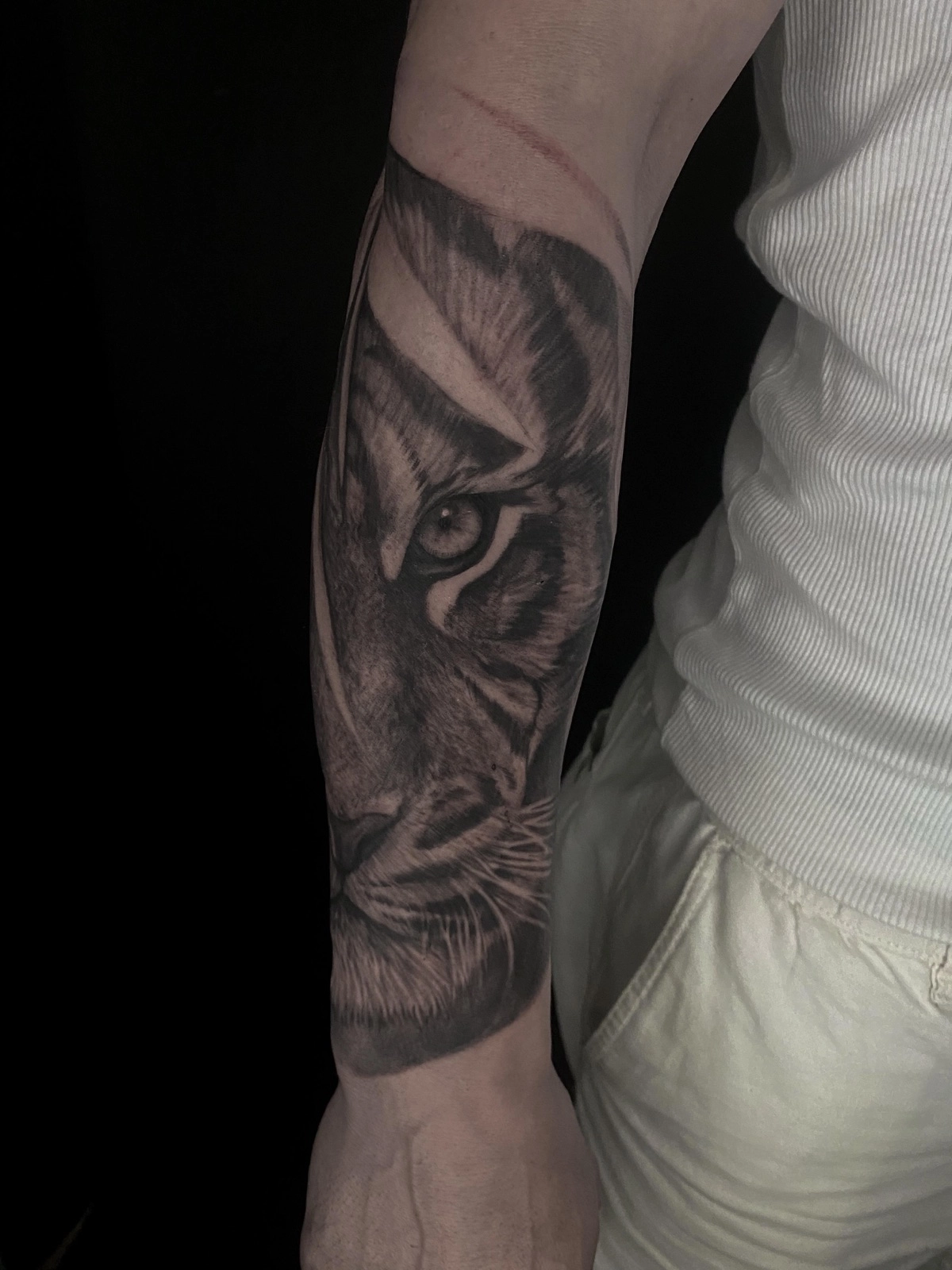 Tatuaggio artistico Rimini Black Swan studio ink arte corporea disegni personalizzati Tatuaggio artistico Rimini Black Swan studio ink arte corporea disegni personalizzati